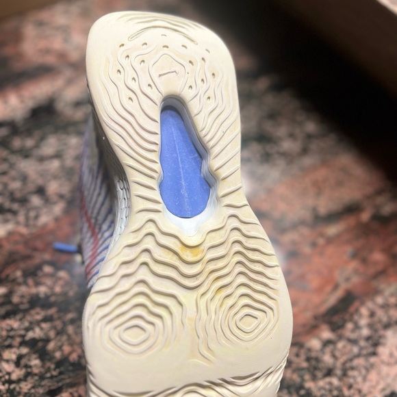 Nike BB’s size 9 Mens. Soft lime green, purple and tangerine. - Picture 5 of 7